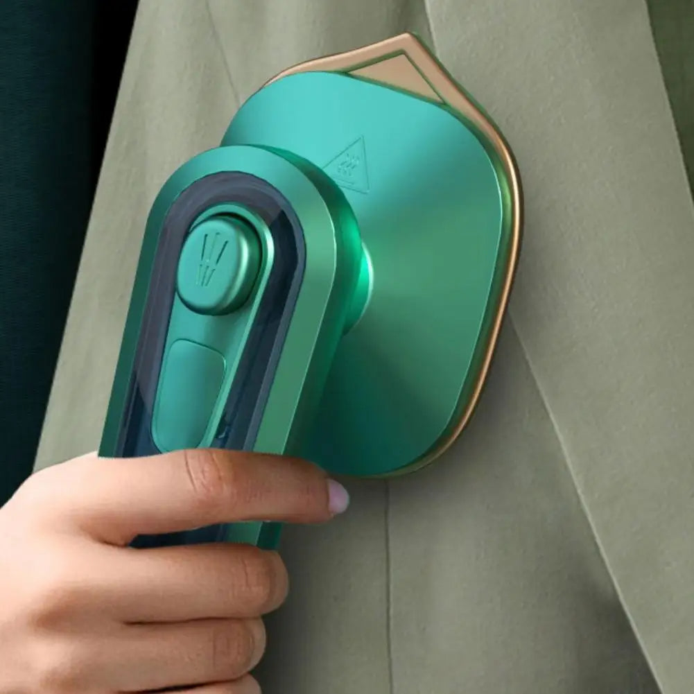 الباك اللي غادي يعاونك باش تحافض على حويجاتك ,👕 مع مكوااة الملابس المحمولة وجهاز إزالة الوبر و الخملة , هما اللي غايهنيوك من سير واجي كل ساعة للمصبنة